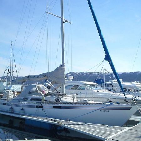 Hotel Norwavey, Sleep In A Boat Krokelvdalen Zewnętrze zdjęcie