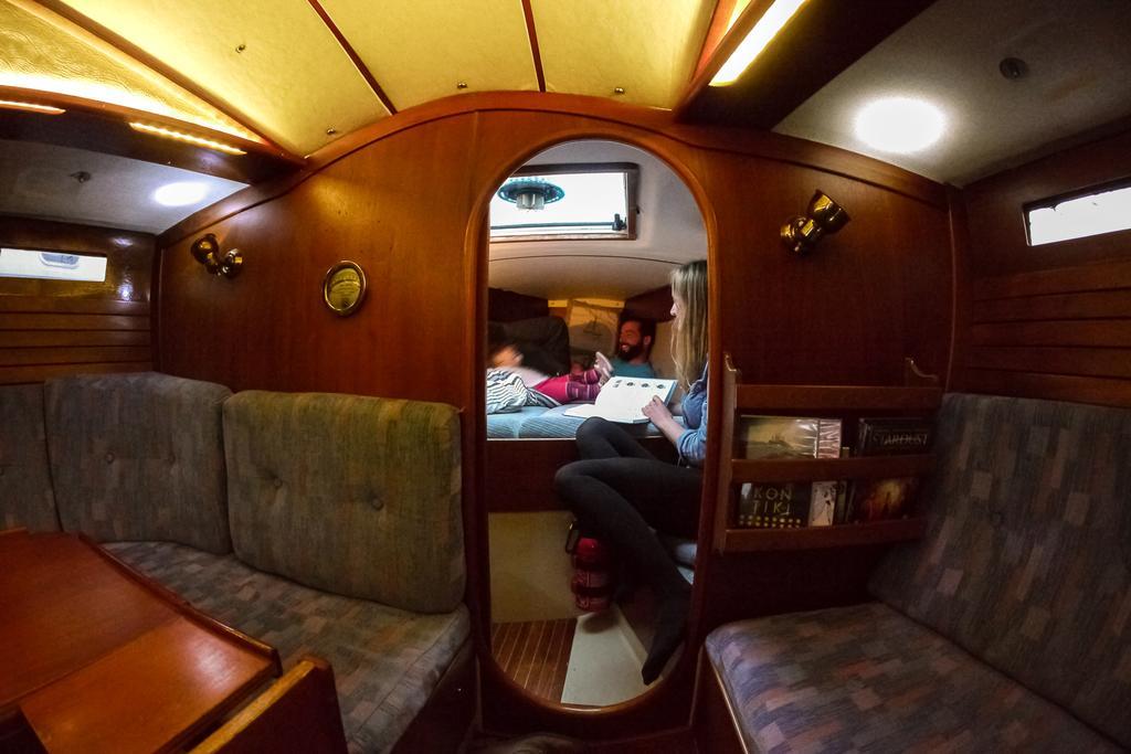 Hotel Norwavey, Sleep In A Boat Krokelvdalen Zewnętrze zdjęcie