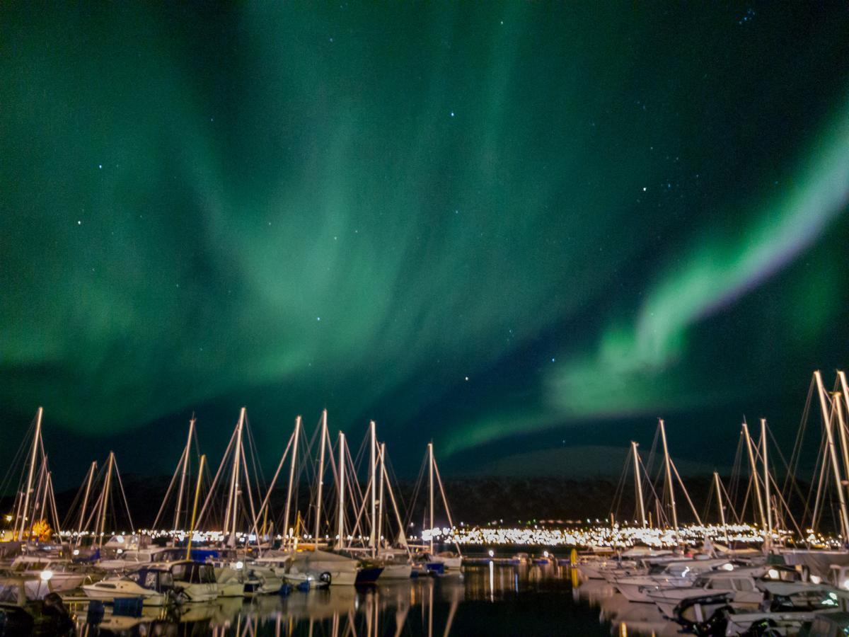 Hotel Norwavey, Sleep In A Boat Krokelvdalen Zewnętrze zdjęcie